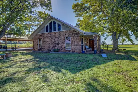Exterior - 15906 Cotton Gin Ave, Wayne, OK 73095 photo 2 of 13