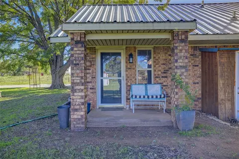 Exterior - 15906 Cotton Gin Ave, Wayne, OK 73095 photo 3 of 13