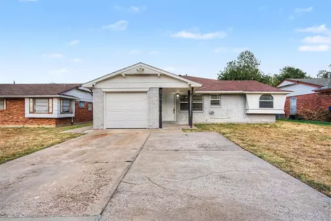 8804 S Lawton Ave, Oklahoma City, OK 73159