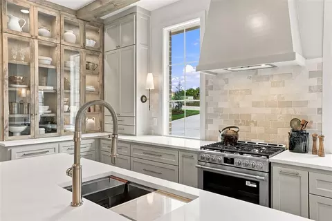 Kitchen - 8041 Silver Spur, Arcadia, OK 73007 photo 8 of 9