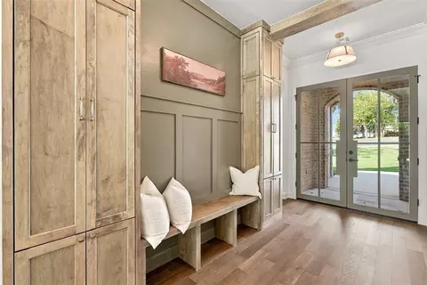 Entry Way - 8041 Silver Spur, Arcadia, OK 73007 photo 1 of 3