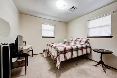 Bedroom - 3728 N Bryan Ave, Bethany, OK 73008 photo 4 of 7