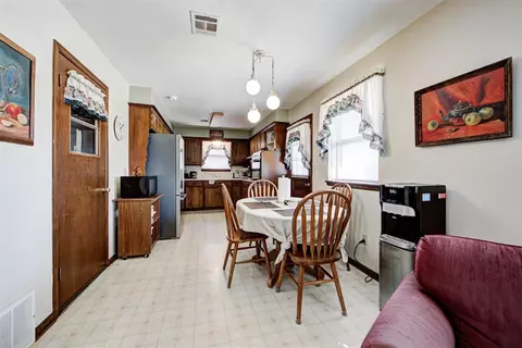 Dining - 3728 N Bryan Ave, Bethany, OK 73008 photo 1 of 2