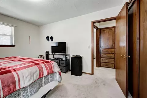 Bedroom - 3728 N Bryan Ave, Bethany, OK 73008 photo 3 of 7