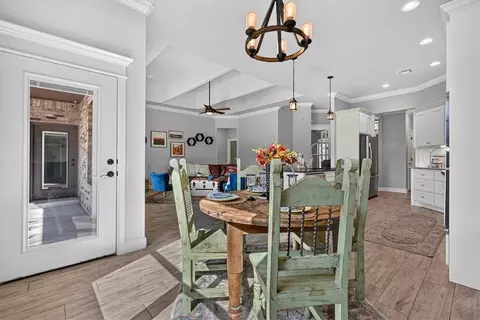 Dining - 3407 Rustic Holw, Guthrie, OK 73044 photo 2 of 2