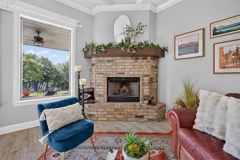Living - 3407 Rustic Holw, Guthrie, OK 73044 photo 4 of 4