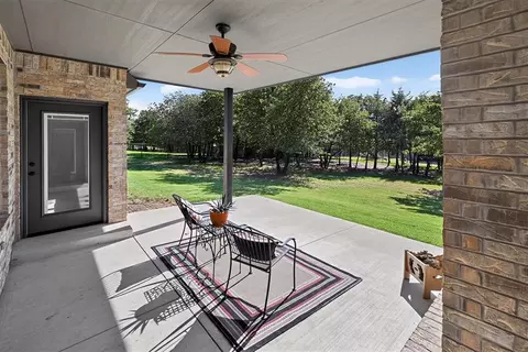 Exterior - 3407 Rustic Holw, Guthrie, OK 73044 photo 4 of 7
