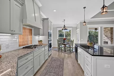 Kitchen - 3407 Rustic Holw, Guthrie, OK 73044 photo 3 of 4