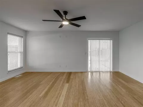 Living - 103 Willoway Dr, Norman, OK 73072 photo 5 of 8