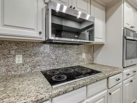 Kitchen - 103 Willoway Dr, Norman, OK 73072 photo 2 of 4