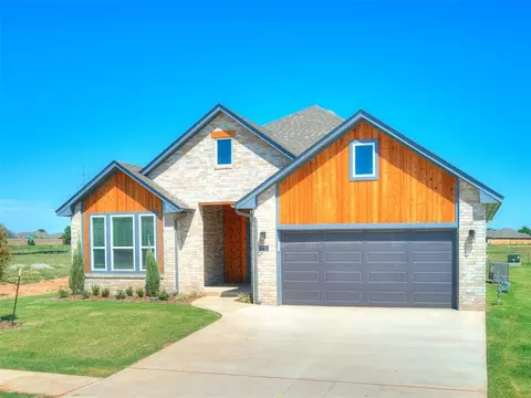7712 Woods Edge Way, Yukon, OK 73099
