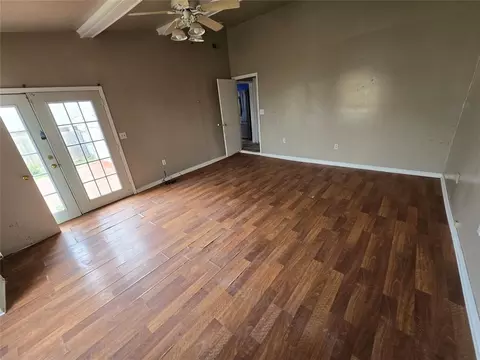 Living - 223 S Oak St, Apache, OK 73006 photo 1 of 6