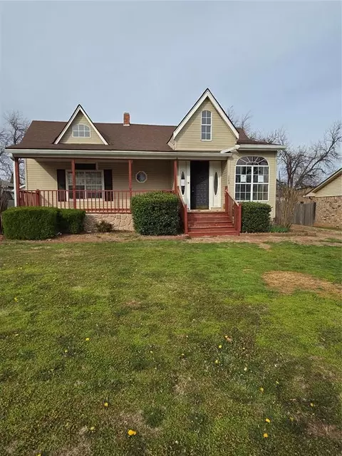 Exterior - 223 S Oak St, Apache, OK 73006 photo 7 of 7