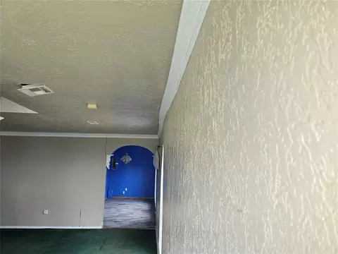 Entry Way - 223 S Oak St, Apache, OK 73006 photo 3 of 3