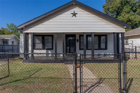 3711 S Shields Blvd, Oklahoma City, OK 73129