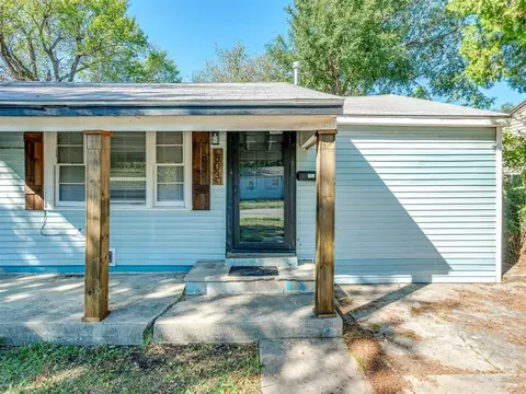 803 Bell Dr, Midwest City, OK 73110