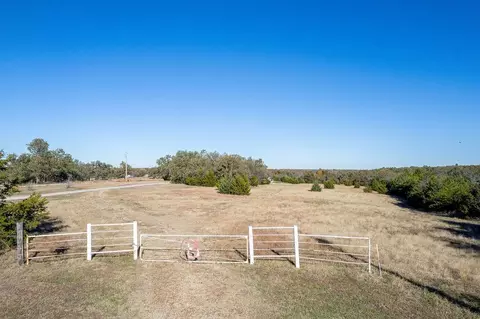 2501 SE 119th St, Mcloud, OK 74851 photo 2