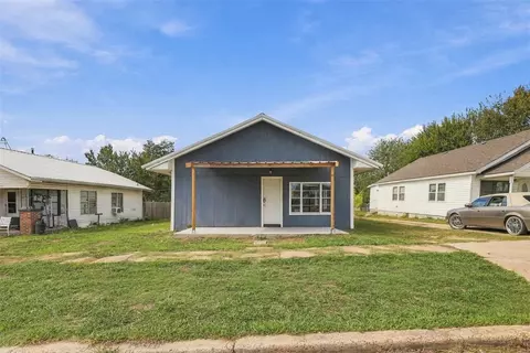 105 N Highland St, Seminole, OK 74868