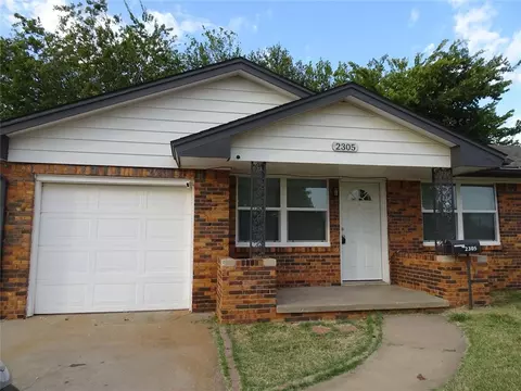 2305 Maple Dr, Midwest City, OK 73110