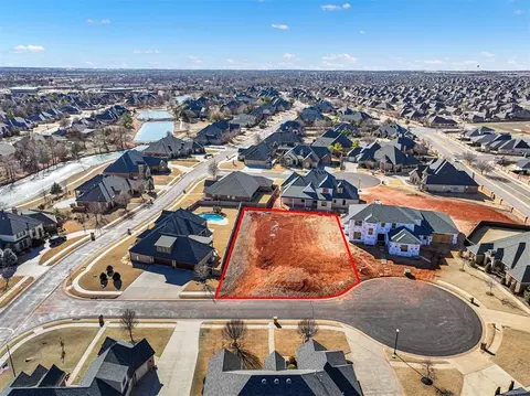 8332 NW 130th Cir, Oklahoma City, OK 73142