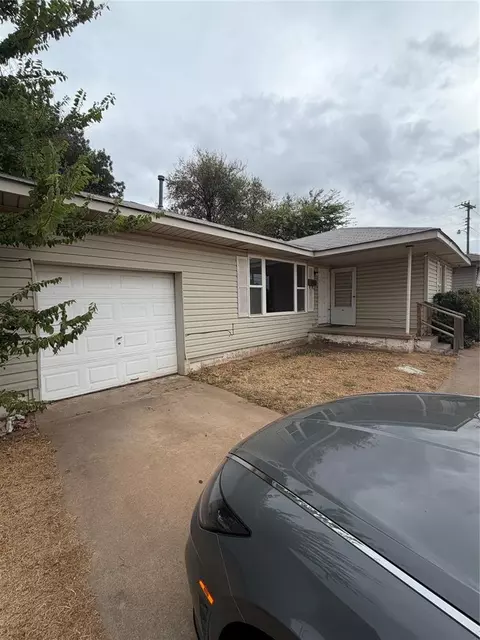1612 Vickie Dr, Del City, OK 73115