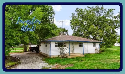 609 N Hyden St, Stratford, OK 74872
