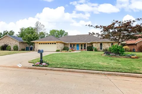 10409 Long Meadow Rd, Oklahoma City, OK 73162