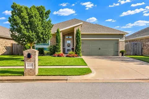 10709 NW 20th St, Yukon, OK 73099