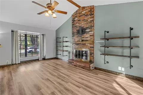 Living - 324 E Carson Ln, Mustang, OK 73064 photo 3 of 7