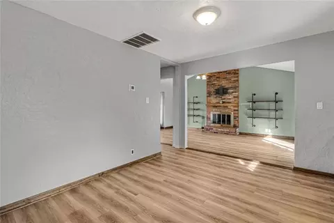 Living - 324 E Carson Ln, Mustang, OK 73064 photo 7 of 7