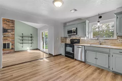 Other - 324 E Carson Ln, Mustang, OK 73064 photo 1 of 5