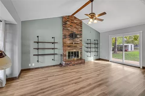 Living - 324 E Carson Ln, Mustang, OK 73064 photo 2 of 7