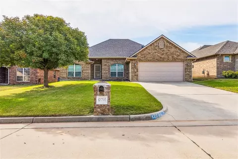 12790 SE 18th St, Choctaw, OK 73020
