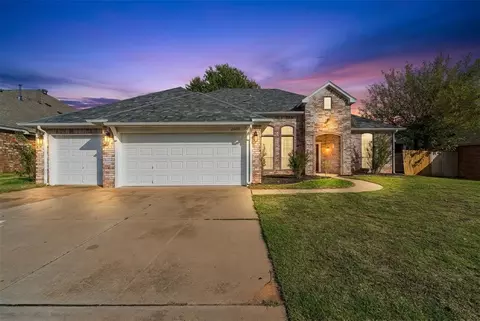 2608 Kingsley Ln, Oklahoma City, OK 73128