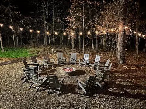 Exterior - 742 Scrub Oak Trl, Broken Bow, OK 74728 photo 9 of 14