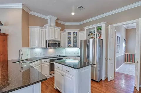 Kitchen - 1016 Hearthstone, Norman, OK 73072 photo 1 of 7