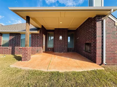 Other - 1604 NE 33rd Ter, Moore, OK 73160 photo 6 of 8