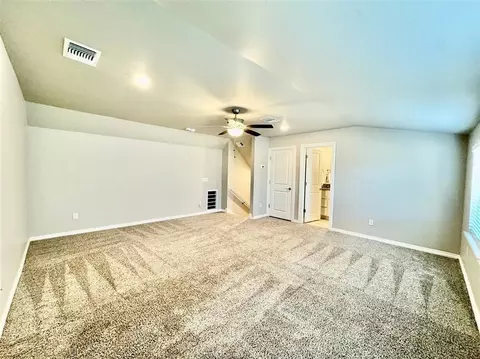 Other - 1604 NE 33rd Ter, Moore, OK 73160 photo 4 of 8