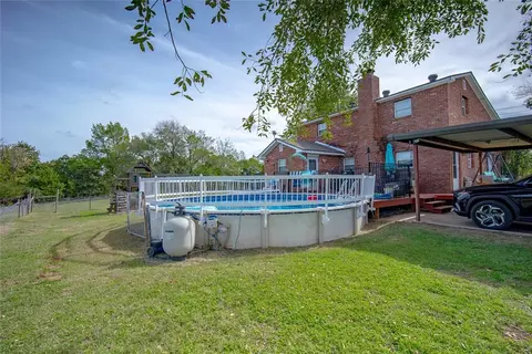 Exterior - 9525 E Franklin Rd, Norman, OK 73026 photo 4 of 8