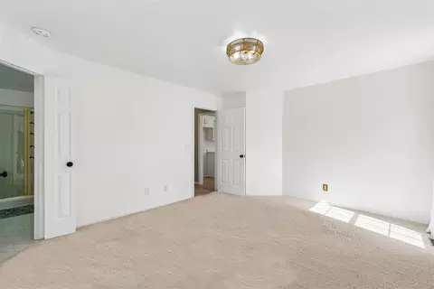 Bedroom - 5116 Ladbrook St, Norman, OK 73072 photo 3 of 11