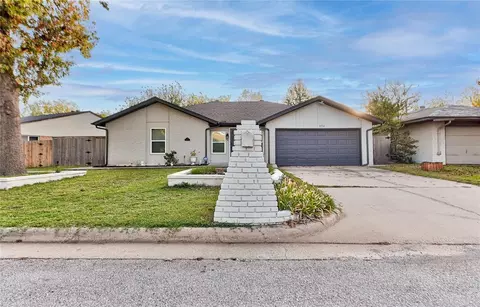 8712 N Mcmillan Ave, Oklahoma City, OK 73132