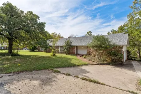 3216 E Maxwell Dr, Oklahoma City, OK 73121