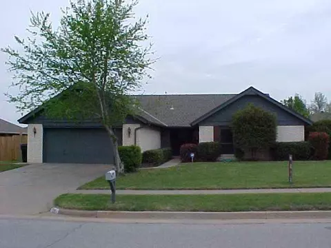 3009 Eagle Pass Ln, Edmond, OK 73013 photo 1