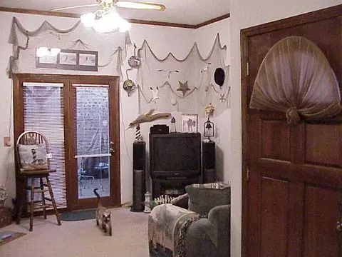2113 Lonnie Ln, Moore, OK 73170 photo 4