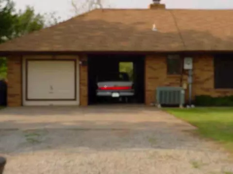 207 Cedar Springs Dr, Tuttle, OK 73089 photo 10