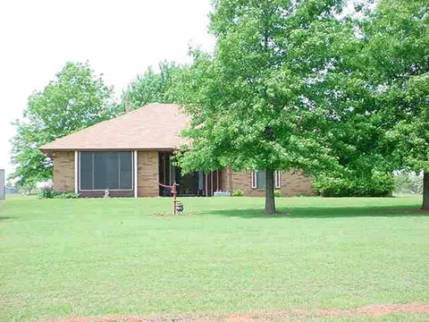 207 Cedar Springs Dr, Tuttle, OK 73089 photo 1