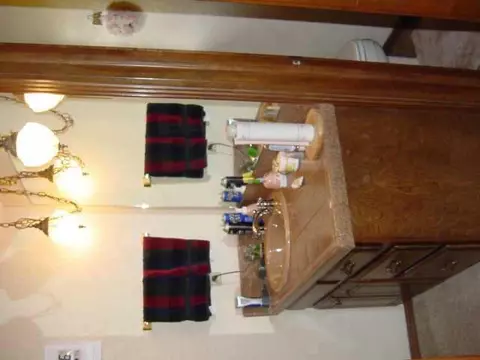 207 Cedar Springs Dr, Tuttle, OK 73089 photo 7
