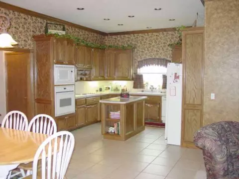7901 Austrian Ln, Tuttle, OK 73089 photo 2