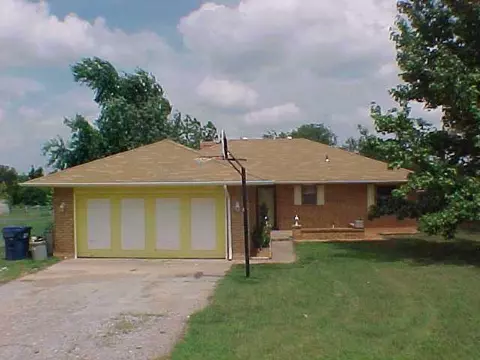 122 Pinewood, Tuttle, OK 73089 photo 2