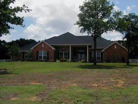 108 Timber Lake Dr, Mcloud, OK 74851 photo 1